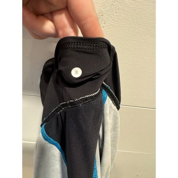 Lululemon Meshed Up Lined Shorts Blue Yoga Running Gym Sz 8 - Picture 7 of 7